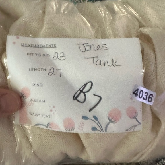 Jones New York cream twist chest linen lightweight classic woman's tank top. 1X - Picture 7 of 8